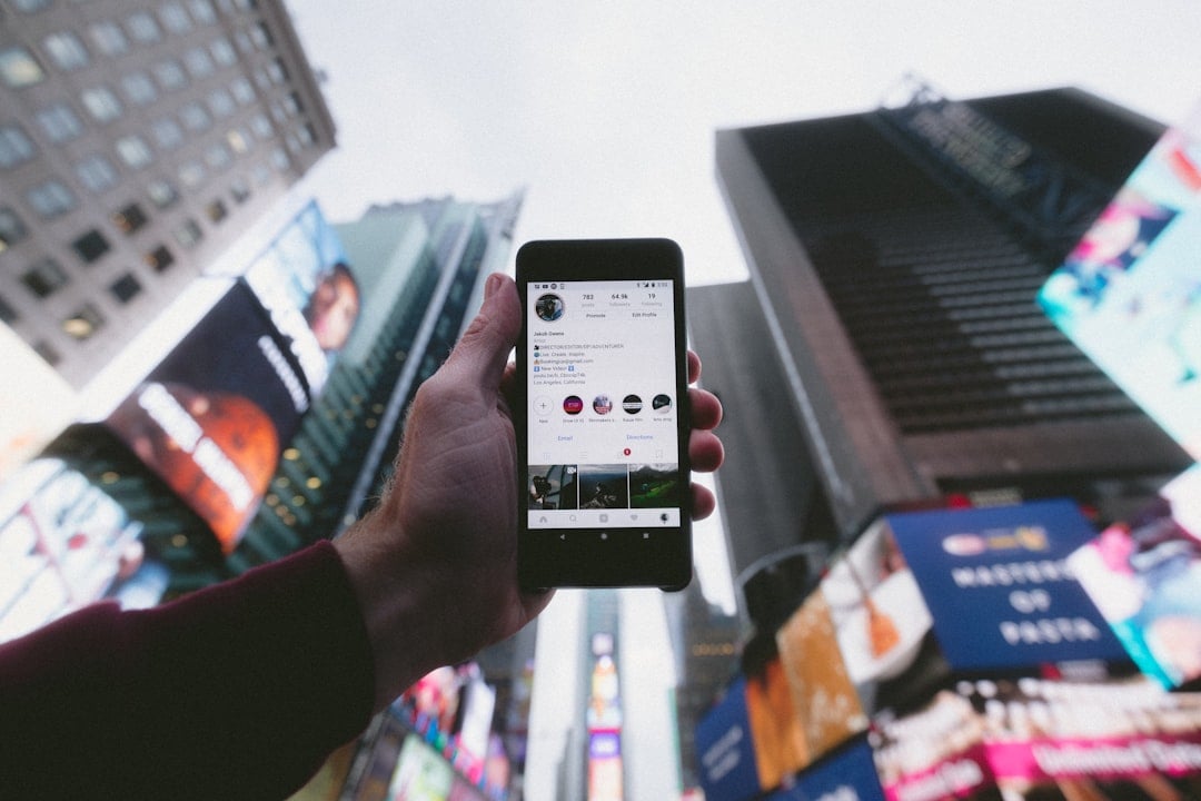 advertising in augmented reality