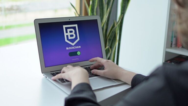 Web3 loyalty program AR